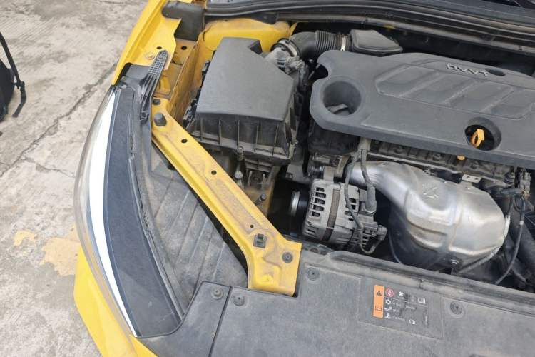 Used MG 5 2021 Revised Version 180 DVVT CVT Youth Luxury Edition Engine Bay Right