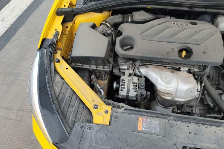 Used MG 5 2021 180 DVVT CVT Youth Luxury Edition Engine Bay Right