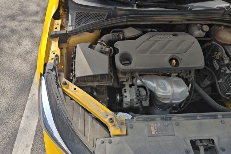Used MG 5 2021 180 DVVT Manual Youth Luxury Edition Engine Bay Right