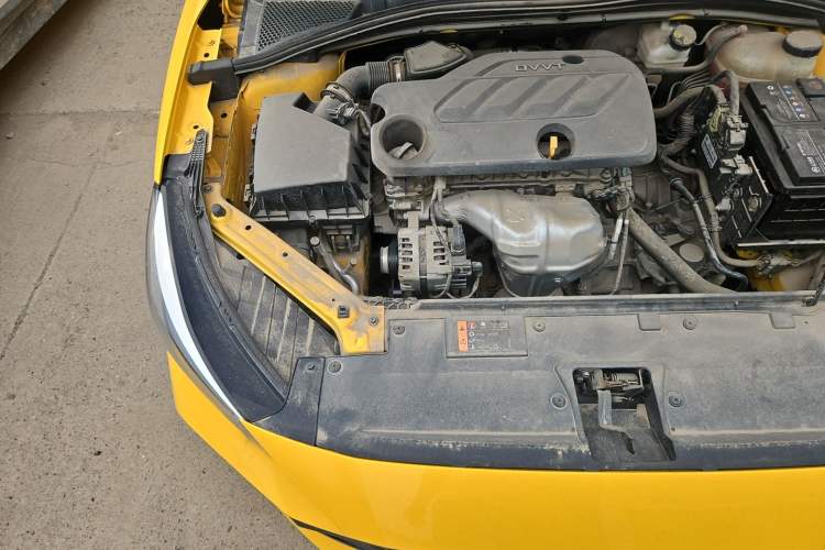 Used MG 5 2021 Revised Version 180 DVVT CVT Youth Luxury Edition Engine Bay Right