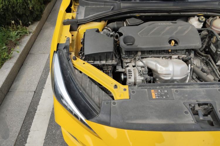 Used MG 5 2021 180 DVVT CVT Youth Luxury Edition Engine Bay Right