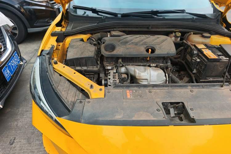 Used MG 5 2021 180 DVVT Manual Youth Luxury Edition Engine Bay Right