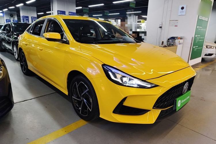 Used MG 5 2021 Revised 300TGI DCT Qingshè Luxurious Enjoyment Edition Front Right 45 Deg