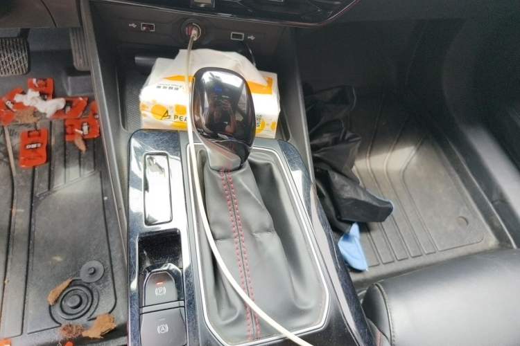 Used MG 5 2021 180 DVVT CVT Youth Luxury Edition Gear Lever