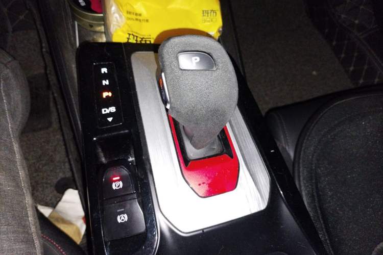 Used MG 5 2021 300TGI DCT Chao Yue Qing Luxury Limited Edition Gear Lever