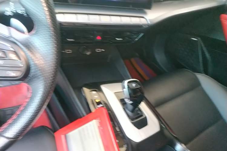 Used MG 5 2021 300TGI DCT Luxury Flagship Edition Gear Lever