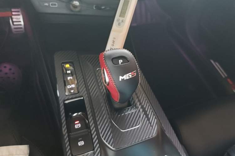 Used MG 5 2021 300TGI DCT Luxury Flagship Edition Gear Lever
