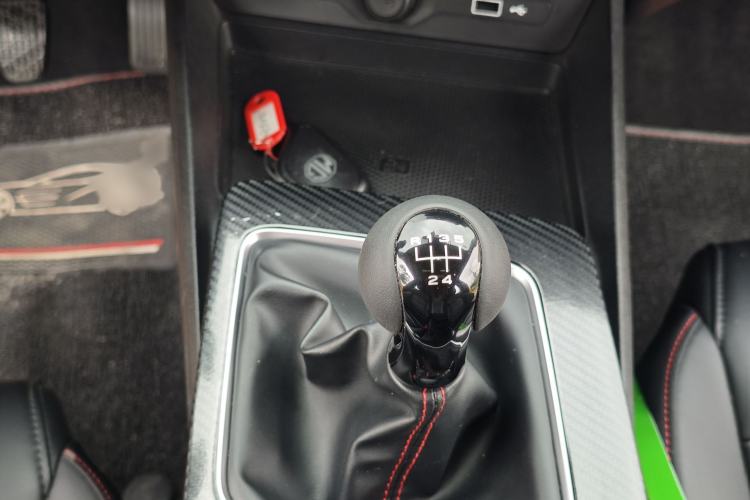 Used MG 5 2021 180 DVVT Manual Youth Luxury Edition Gear Lever