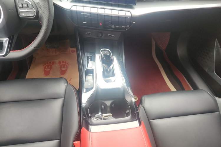 Used MG 5 2021 300TGI DCT Elegant Luxury Edition Gear Lever
