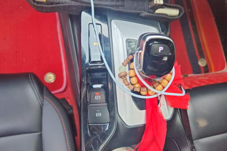 Used MG 5 2021 300TGI DCT Luxury Flagship Edition Gear Lever