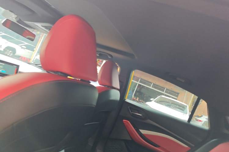 Used MG 5 2021 180 DVVT CVT Youth Luxury Edition Headliner