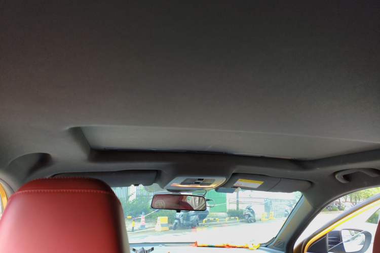 Used MG 5 2021 180 DVVT CVT Youth Luxury Edition Headliner