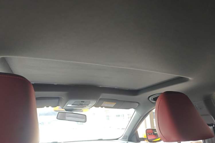 Used MG 5 2021 300TGI DCT Elegant Luxury Edition Headliner