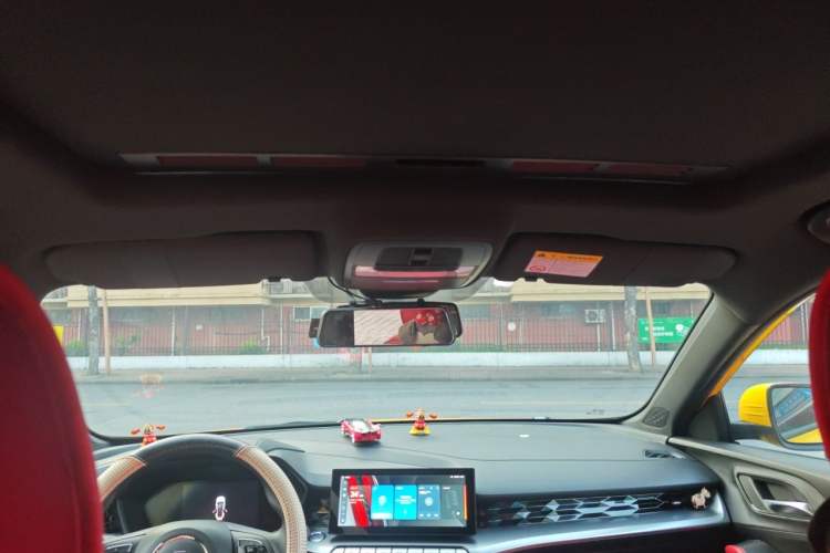 Used MG 5 2021 180 DVVT CVT Youth Luxury Edition Headliner