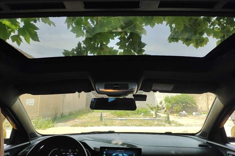 Used MG 5 2021 180 DVVT CVT Youth Luxury Edition Headliner