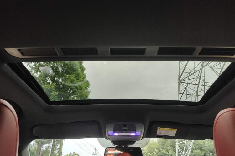 Used MG 5 2021 300TGI DCT Elegant Luxury Edition Headliner