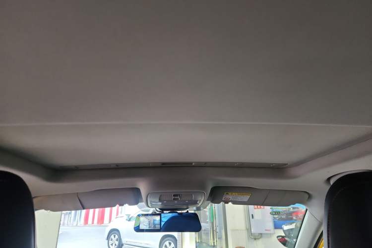 Used MG 5 2021 180 DVVT CVT Youth Luxury Edition Headliner