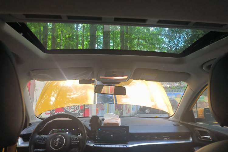 Used MG 5 2021 300TGI DCT Elegant Luxury Edition Headliner