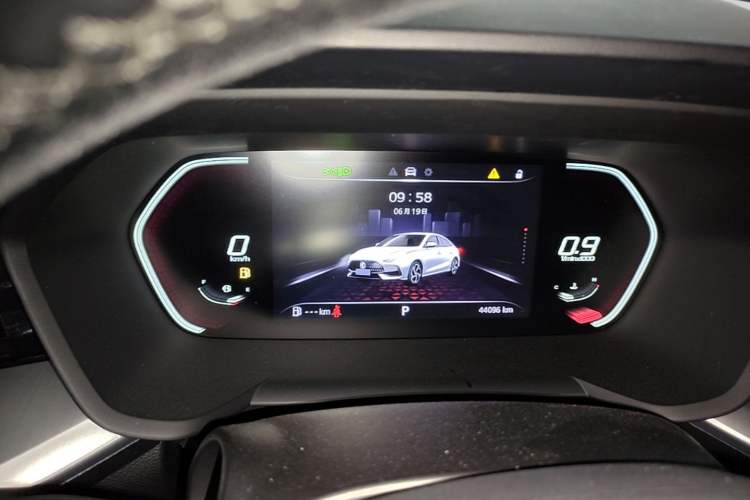 Used MG 5 2021 180 DVVT CVT Youth Luxury Edition Instrument Cluster