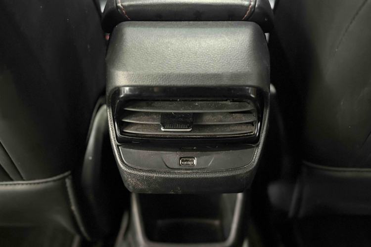 Used MG 5 2021 Revised Version 180 DVVT CVT Youth Luxury Edition Interior 10