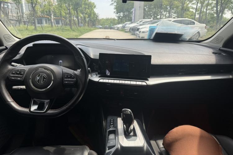 Used MG 5 2021 Revised 300TGI DCT Qingshè Luxurious Enjoyment Edition Interior 2