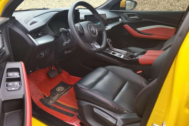 Used MG 5 2021 180 DVVT CVT Youth Luxury Edition Interior 2