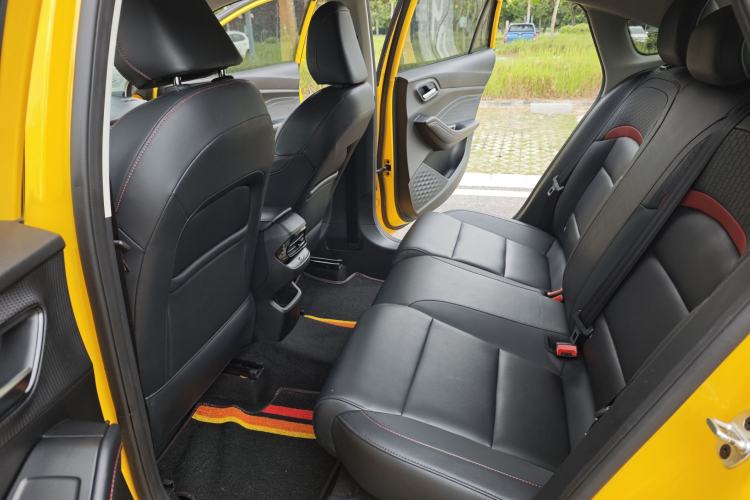 Used MG 5 2021 180 DVVT Manual Youth Luxury Edition Interior 3