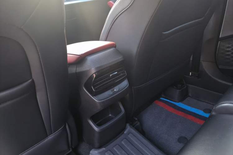 Used MG 5 2021 180 DVVT Manual Youth Luxury Edition Interior 7