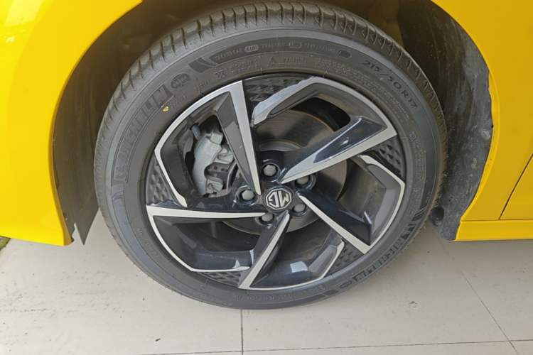 Used MG 5 2021 300TGI DCT Elegant Luxury Edition Left Front Wheel Hub