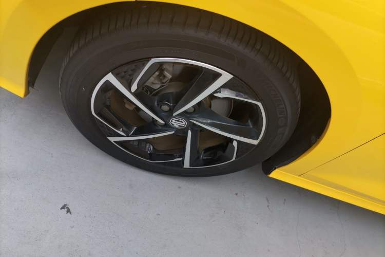 Used MG 5 2021 300TGI DCT Luxury Flagship Edition Left Front Wheel Hub