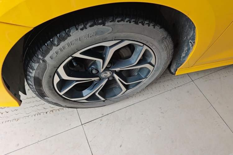 Used MG 5 2021 180 DVVT CVT Youthful Style Edition Left Front Wheel Hub