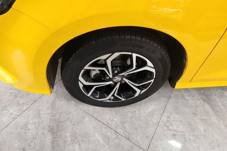 Used MG 5 2021 180 DVVT CVT Youth Luxury Edition Left Front Wheel Hub