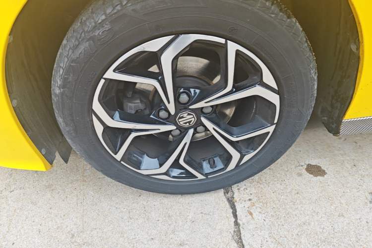 Used MG 5 2021 180 DVVT Manual Youth Luxury Edition Left Front Wheel Hub