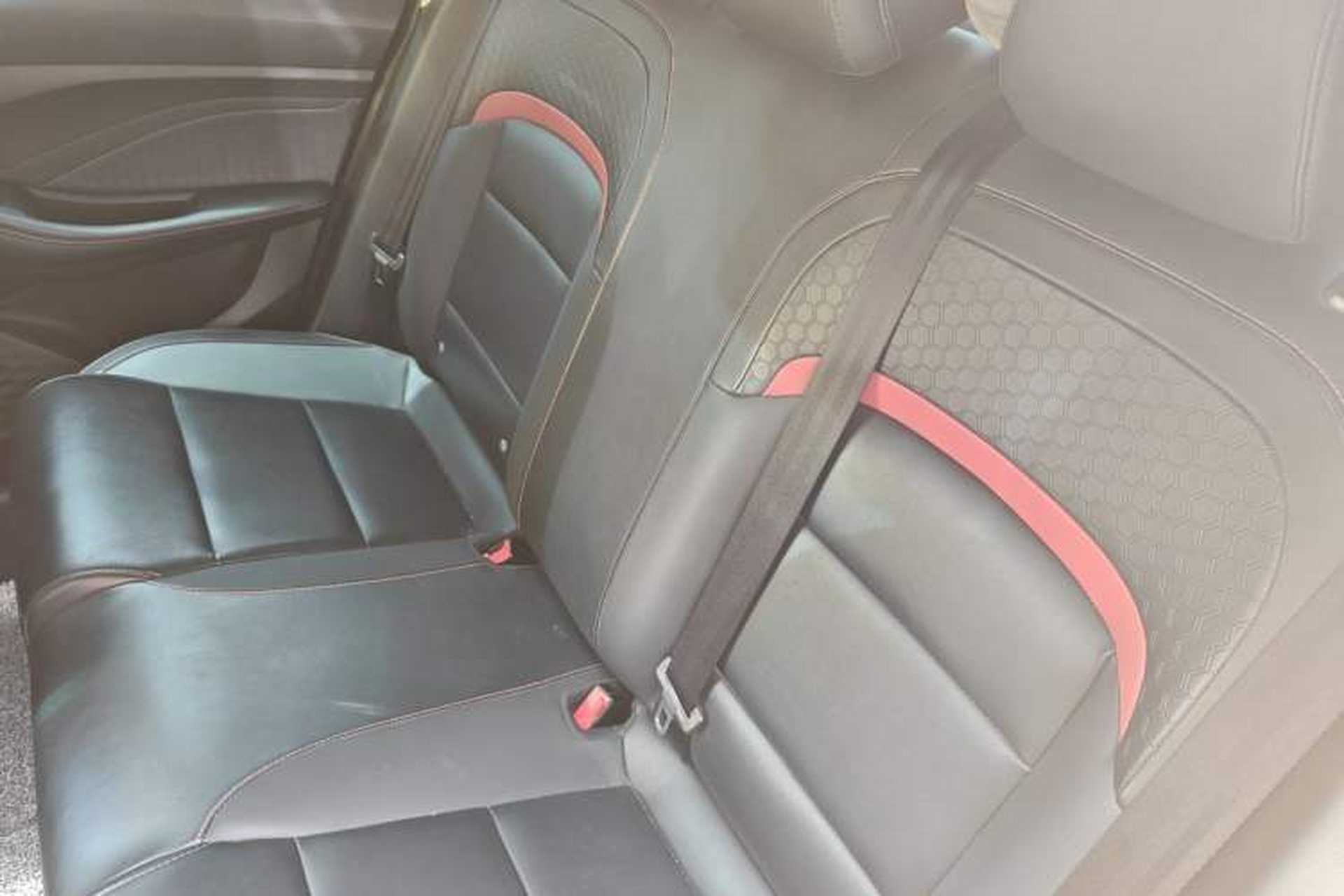 Used MG 5 2021 180 DVVT Manual Youth Luxury Edition Left Rear Seat