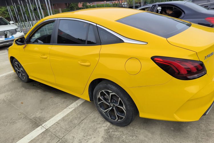 Used MG 5 2021 180 DVVT CVT Youth Luxury Edition Left Side