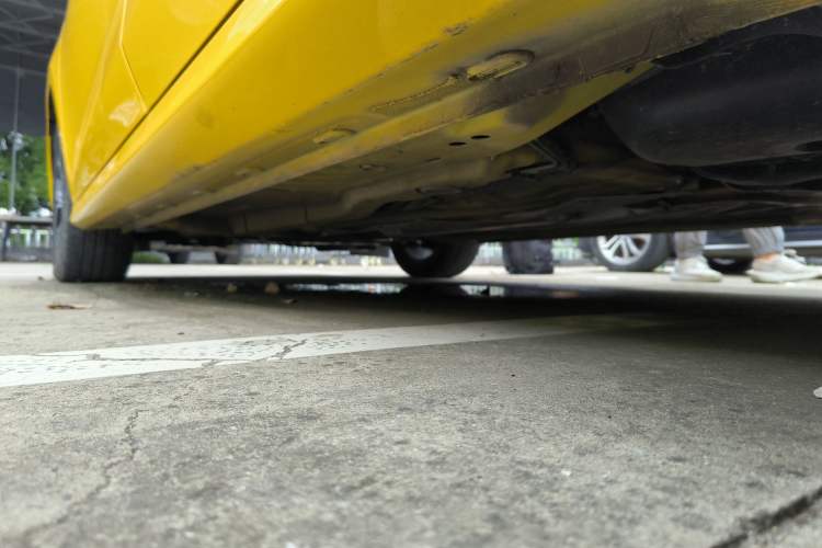 Used MG 5 2021 180 DVVT CVT Youth Luxury Edition Left Side Sill