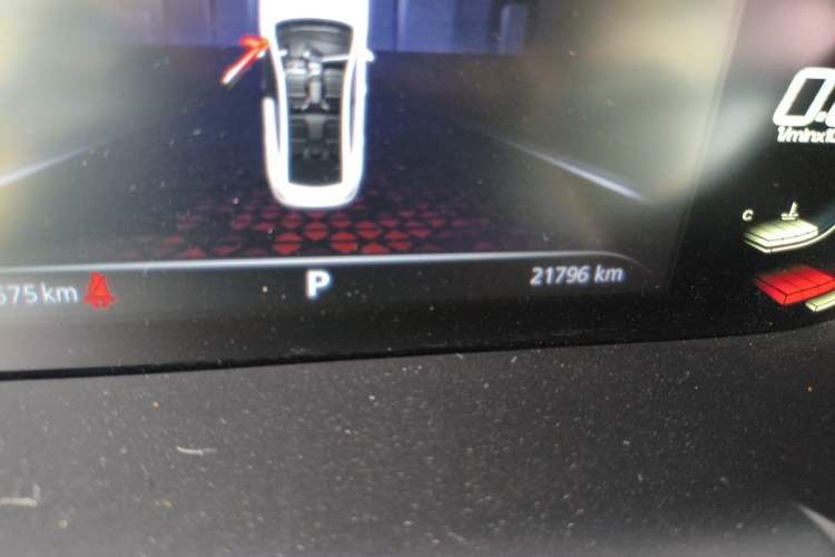 Used MG 5 2021 300TGI DCT Elegant Luxury Edition Odometer Close Up