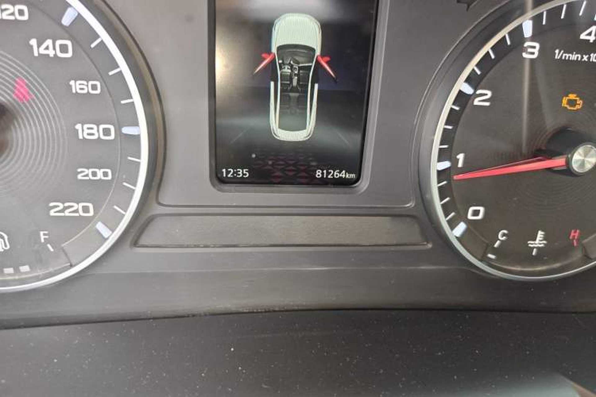 Used MG 5 2021 180 DVVT Manual Youth Luxury Edition Odometer Close Up