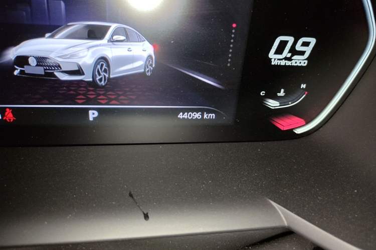 Used MG 5 2021 180 DVVT CVT Youth Luxury Edition Odometer Close Up