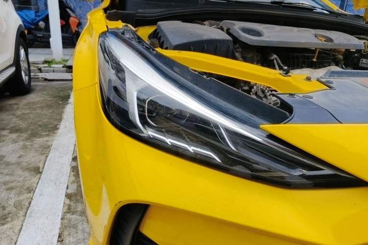 Used MG 5 2021 180 DVVT CVT Youth Luxury Edition Right Front Headlight