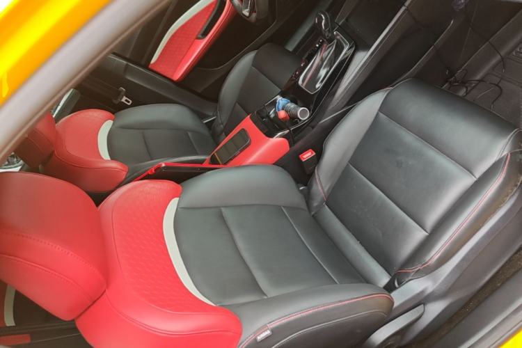Used MG 5 2021 180 DVVT CVT Youth Luxury Edition Right Front Seat