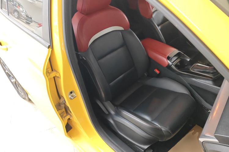 Used MG 5 2021 180 DVVT CVT Youth Luxury Edition Right Front Seat