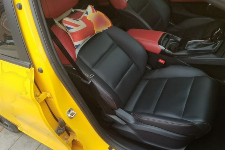 Used MG 5 2021 180 DVVT CVT Youth Luxury Edition Right Front Seat
