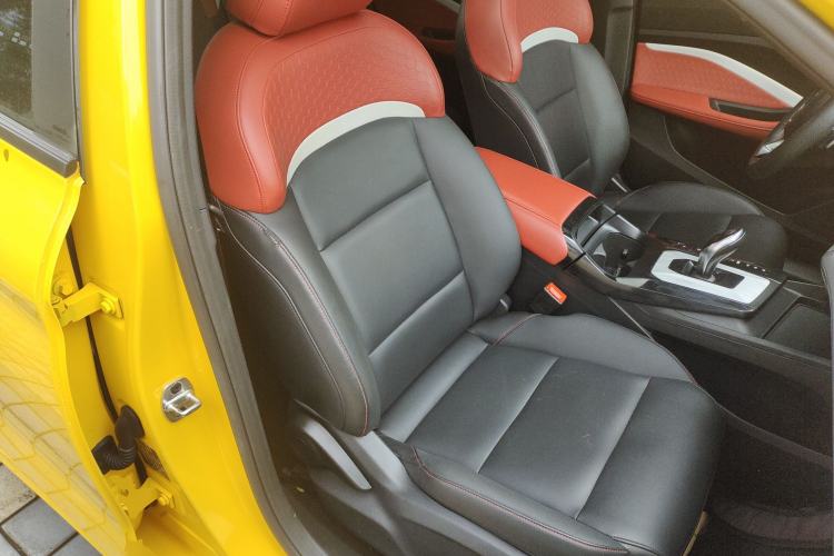 Used MG 5 2021 300TGI DCT Elegant Luxury Edition Right Front Seat