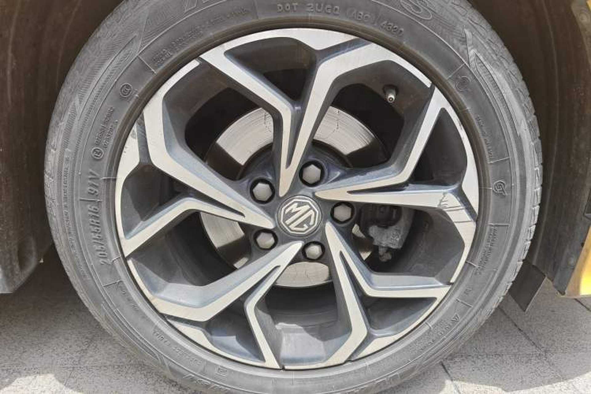 Used MG 5 2021 180 DVVT Manual Youth Luxury Edition Right Front Wheel Hub