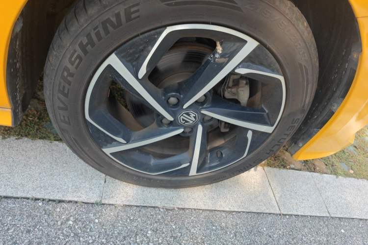 Used MG 5 2021 300TGI DCT Luxury Flagship Edition Right Front Wheel Hub