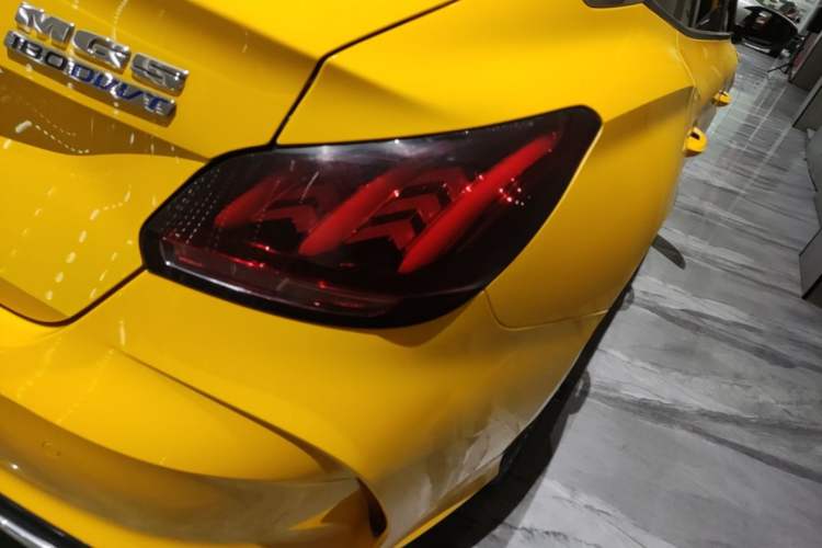 Used MG 5 2021 Revised Version 180 DVVT CVT Youth Luxury Edition Right Rear Taillight