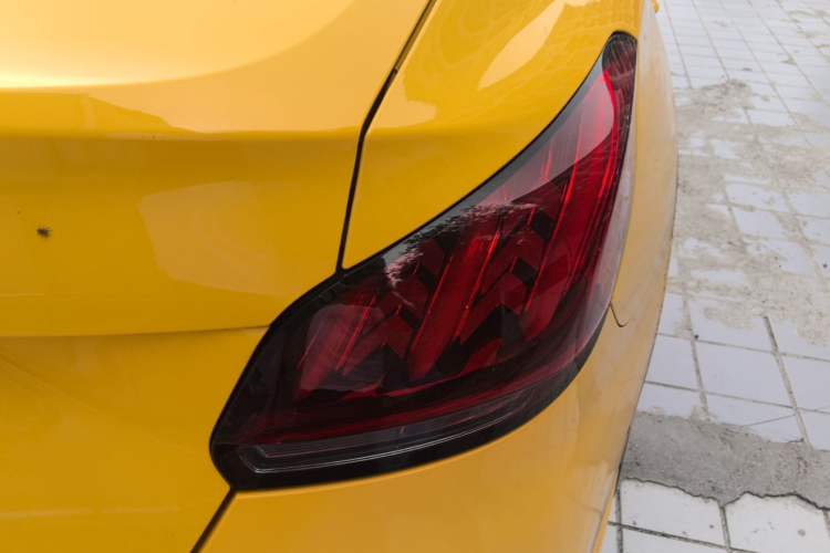 Used MG 5 2021 180 DVVT Manual Youth Luxury Edition Right Rear Taillight