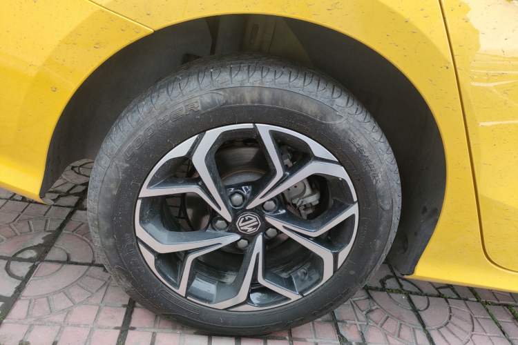 Used MG 5 2021 Revised Version 180 DVVT CVT Youth Luxury Edition Right Rear Wheel Hub
