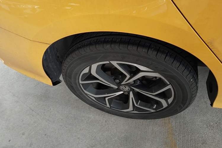 Used MG 5 2021 180 DVVT Manual Youth Luxury Edition Right Rear Wheel Hub
